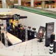 Makijażyści Dior pokazują, w jaki sposób dzięki technikom i produktom stosowanym za kulisami największych pokazów mody, stworzyć szybki, łatwy, a tym samym idealny i prawdziwie profesjonalny makijaż