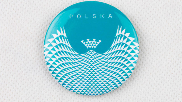 Przypinki (3)